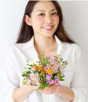 【おっぱい】【屈辱からの覚醒】37歳小柄警部補、ショッカー戦闘員20人に乱され、25歳処女巡査部長の愛と絆で無双の白い特撮ヒロインへ変身する❤YAMATO評価